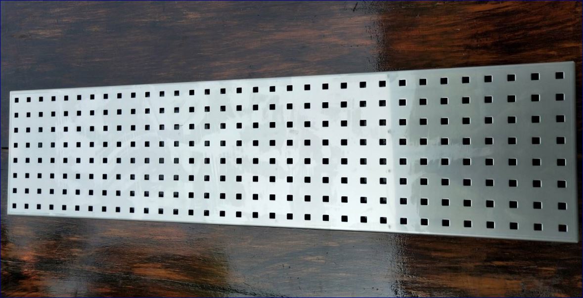 แผ่นฝาเกรตติ้งตะแกรงสแตสเลสปิดรางครอบท่อระบายน้ำ Modern Stainless Linear Shower Floor Drainage Grating