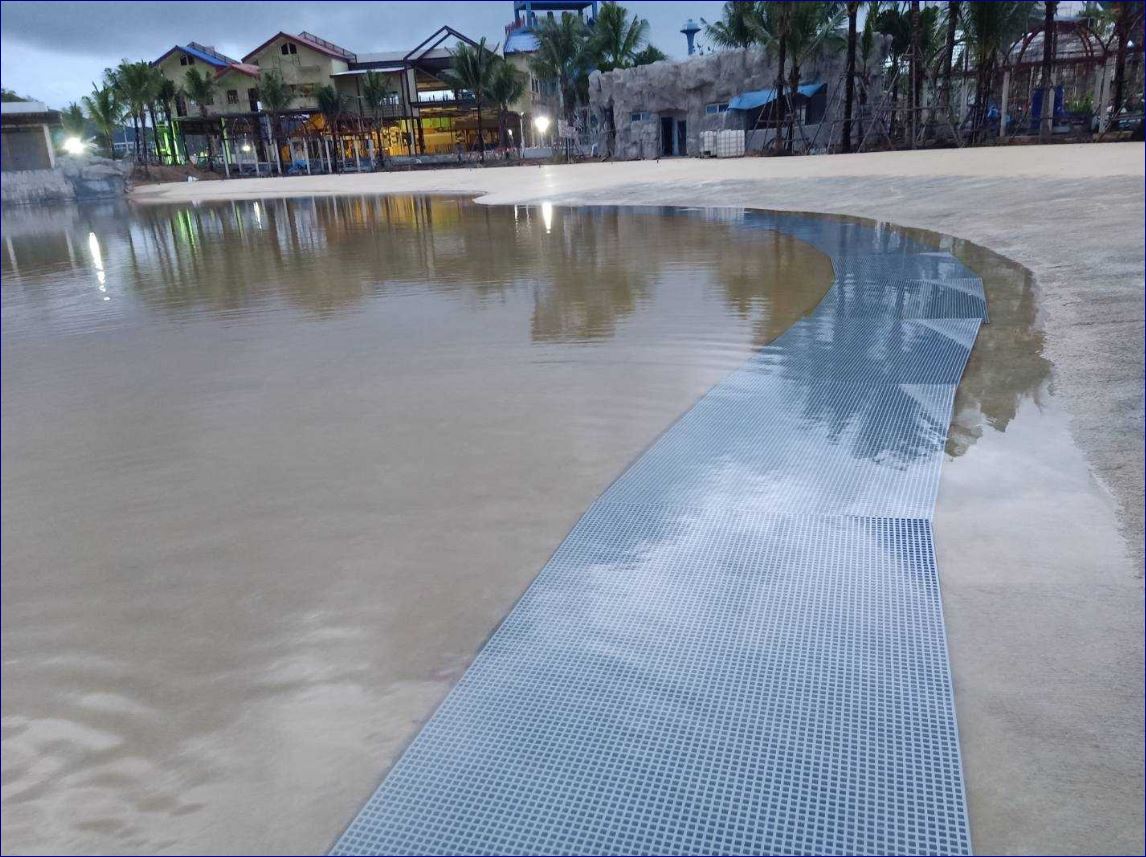 ฝาตะแกรงระบายน้ำไฟเบอร์กล๊าส สำเร็จรูป สั่งตัดตามขนาด cutting FRP Fiberglass Grating Manhole Cover