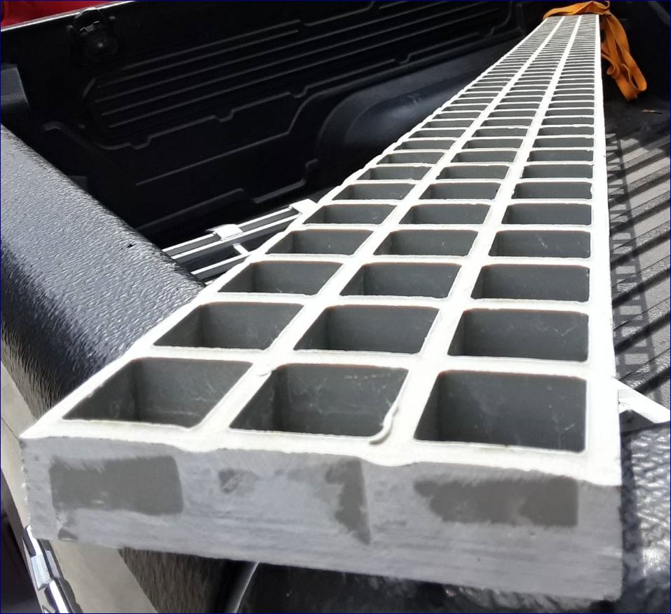 FRP Fiberglass Reinforced Mould Plastic Grating เกรตติ้งฝาปิดตะแกรงระบายน้ำไฟเบอร์กล๊าส แผ่นพื้นทางเดินพลาสติกเอฟอาร์พี