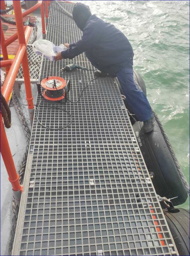 Fiberglass Composite GFRP Mould Plastic Walkway Grating แผ่นพื้นทางเดินพลาสติกเอฟอาร์พี ฝาเกรตติ้งตะแกรงระบายน้ำไฟเบอร์กล๊าส  