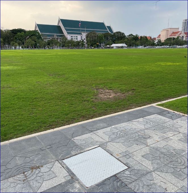 ฝาทึบปิดบ่อครอบท่อพักระบายน้ำแผ่นพื้นยกระดับทางเดินไฟเบอร์กล๊าส  fiberglass manhole cover grating raised floor