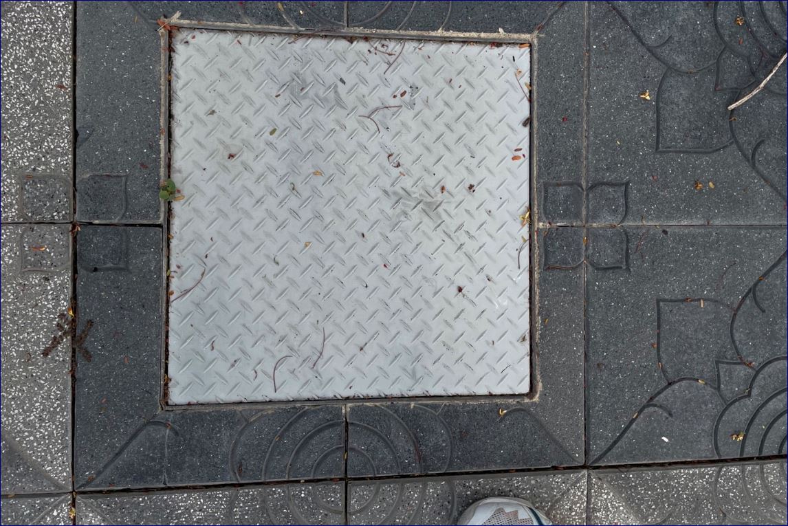 FibreGlass Solid Top Plate Pultruded Mould Manhole Cover Grating ฝาทึบปิดบ่อครอบท่อพักระบายน้ำแผ่นพื้นยกระดับทางเดินไฟเบอร์กล๊าส