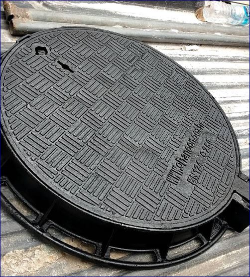 ductile cast iron Manhole Grating Cover Knack ราคาแมนโฮลโคล๊ฟเวอร์ปิดบ่อเกรอะฝาปิดบ่อท่อพักเหล็กหล่อเหนียวระบบบำบัดน้ำเสีย