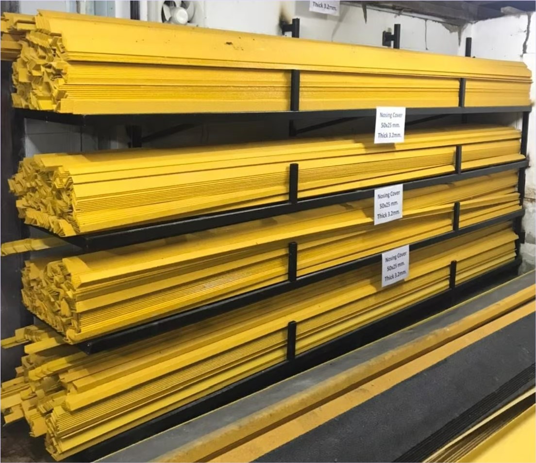 FRP Stair Tread Nosing  Non-Skid Sheet แผ่นปิดจมูกบันได แผ่นปิดพื้นผิวกันลื่นไฟเบอร์กล๊าส