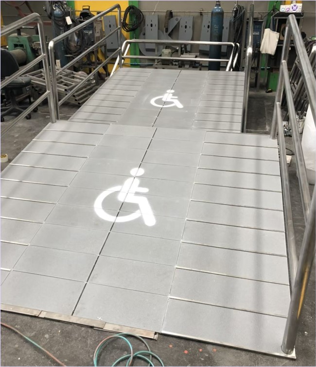 FRP Stair Tread Nosing  anti-slip Sheet  เทปตีเส้นเรืองแสง เทปกันลื่น สีอีพ๊อกซี่กันลื่น แผ่นปิดจมูกบันได แผ่นปิดพื้นผิวกันลื่นไฟเบอร์กล๊าส