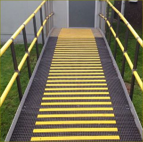 蹻Դ෻ѹ蹡ࢵз͹ʧԴ١ͺἧͺѹ anti slip tape frp Stair Tread Nosing