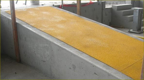 蹻Դ෻ѹ蹡ࢵз͹ʧԴ١ͺἧͺѹ Anti-skid Pultruded Fiberglass Gritted Floor Plate