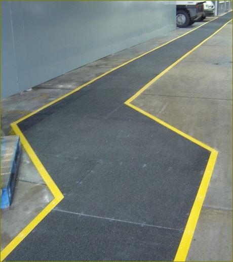 Anti-skid safety surface outdoor walkway tape แผ่นปิดผิวเทปกันลื่นกั้นเขตตีเส้นสะท้อนแสงปิดจมูกขอบมุมคิ้วแผงครอบบันได