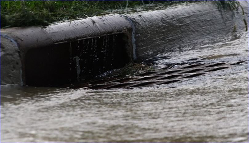 inletscupperdrivewaygrating ตะแกรงดักแยกขยะฝุ่นผงและคันหินข้างริมฟุตบาท