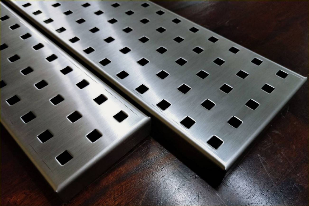 ฝาตะแกรงเกรตติ้งบ่อพักแผ่นพื้นคอนกรีตสำเร็จรูประบายน้ำ Stainless Aluminium Expanded Metal Grating