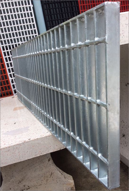 ตะแกรงเหล็กระบายน้ำสำเร็จรูป Galvanized Carbon Bar Steel Grating