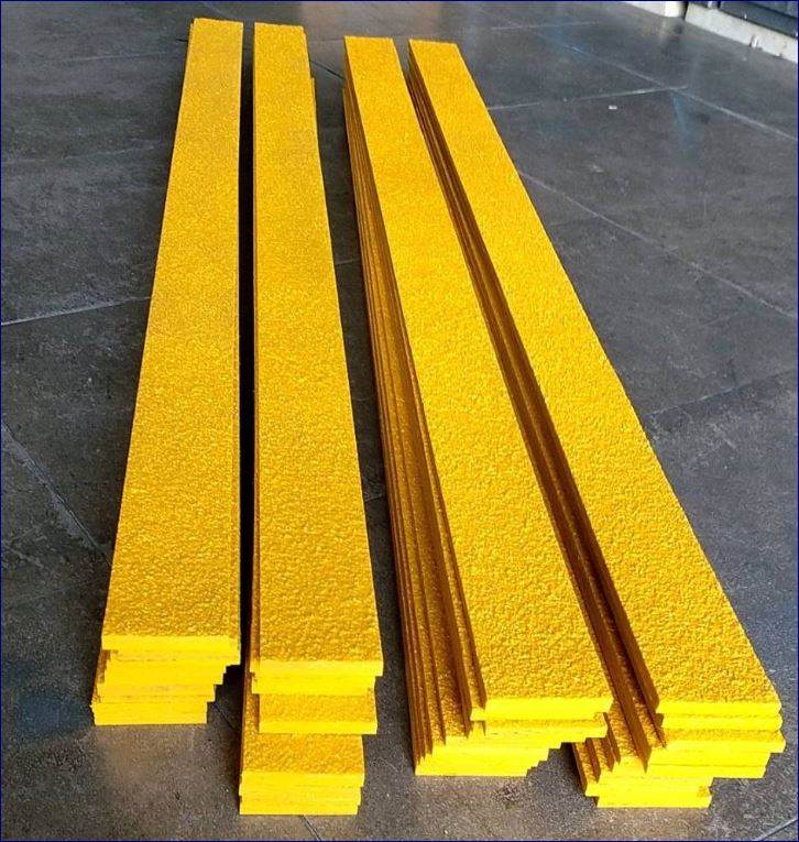 蹻Դ١ѹ Non-Slip Tape FRP Stair Tread Nosing