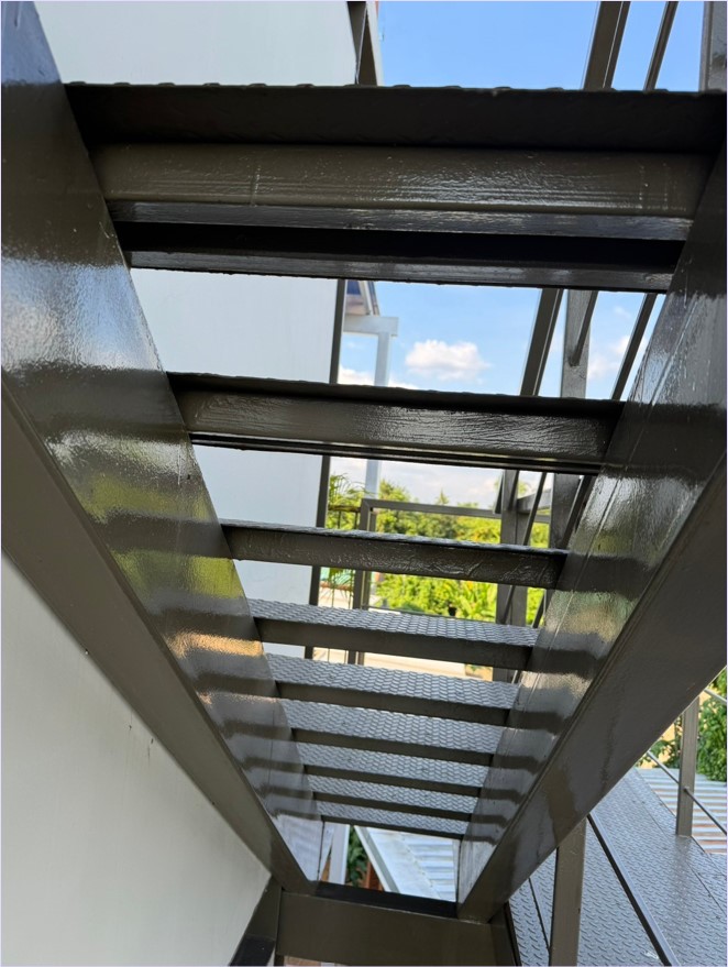 CompoundChequeredDiamondPlateManholeCoverStaircaseBarSteelGrating ฝาปิดบ่อท่อพักขั้นบันไดแผ่นลายเช็คเกอร์เพลท