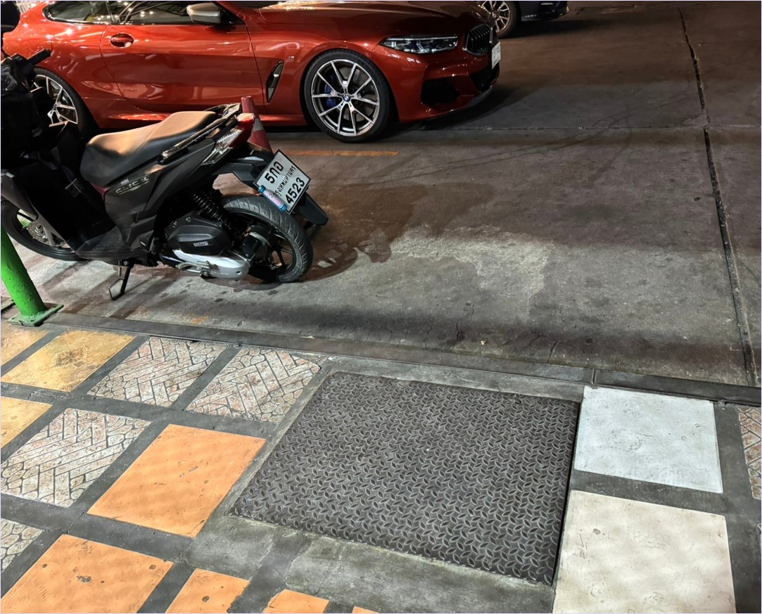 CompoundChequeredDiamondPlateManholeCoverStaircaseBarSteelGrating ฝาปิดบ่อท่อพักขั้นบันไดแผ่นลายเช็คเกอร์เพลท