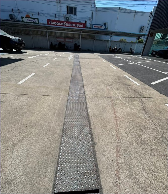 CompoundChequeredDiamondPlateManholeCoverStaircaseBarSteelGrating ฝาปิดบ่อครอบท่อพักขั้นบันไดแผ่นลายเช็คเกอร์เพลท