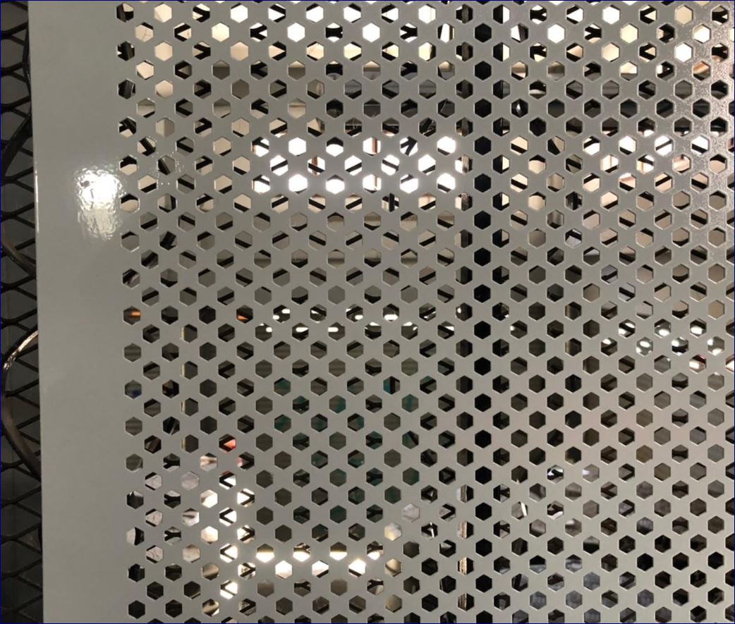 Modern Golden   Steel Decorative Laser Cut Partition Panel Screen แผ่นกระดานเพ็กบอร์ด แขวนเก็บอุปกรณ์เครื่องมือช่าง
