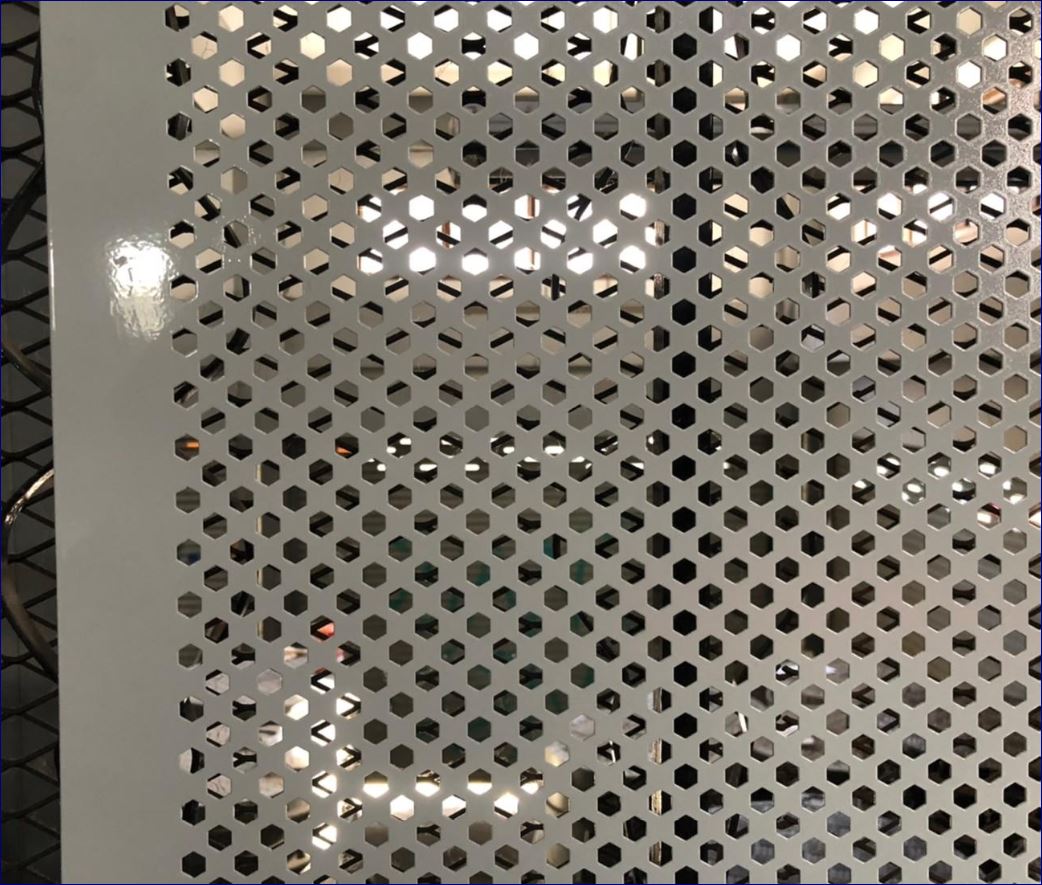 Modern Golden Steel Decorative Laser Cut Partition Panel Screen แผ่นกระดานเพ็กบอร์ด แขวนเก็บอุปกรณ์เครื่องมือช่าง