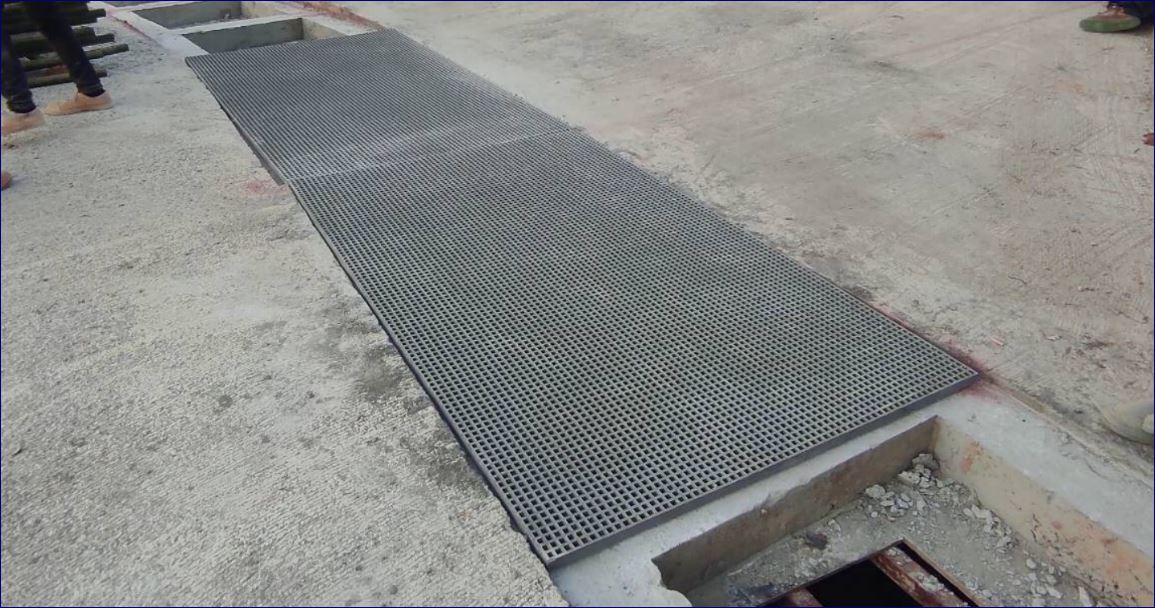 FRP Fiberglass Grating Manhole Cover ฝาตะแกรงระบายน้ำไฟเบอร์กล๊าส สำเร็จรูป สั่งตัดตามขนาด