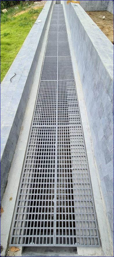 çʵԡͺͺ¹õҧһԴͤͺ;ѡк¹ Raised Floor Inlet Trench Drainage Gutter Swimmingpool Overflow Plastic Grating