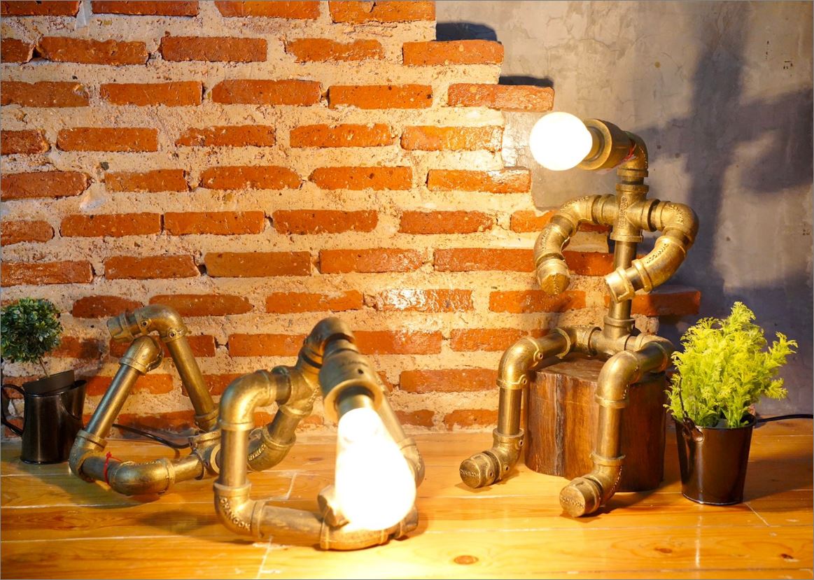 DIY Lamp Robot WaterPipe Gift Set หุ่นยนต์โคมไฟท่อเหล็กตกแต่งร้าน ตั้งโต๊ะวางโชว์ติดผนัง  ของขวัญขึ้นบ้านใหม่